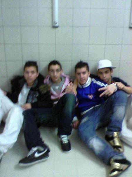 nOus 4 